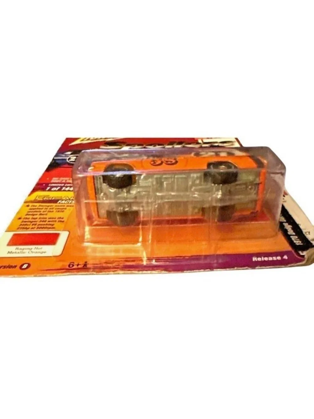 Die Cast Johnny Lightning Spoilers 1970 Dodge Dart Swinger Orange 1:64 Car